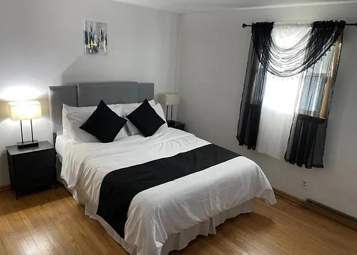 Lovely 3Bd 1Bath In Apt